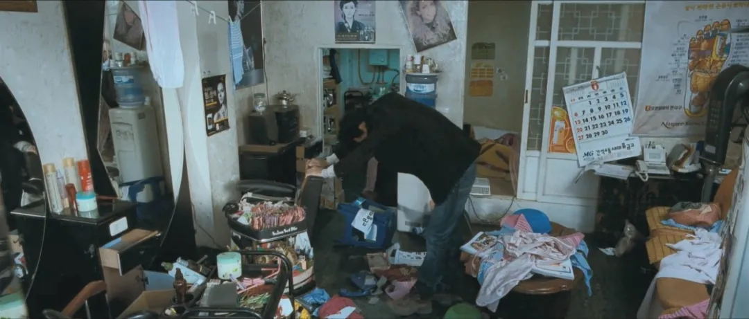 韓國高分限制級電影《不當交易/神鬼交易》，這尺度完全不給公檢法留情面！