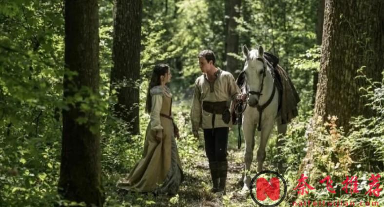 一集上头，这部年度史诗级巨制《罗宾汉》仅次于《斯巴达克斯》