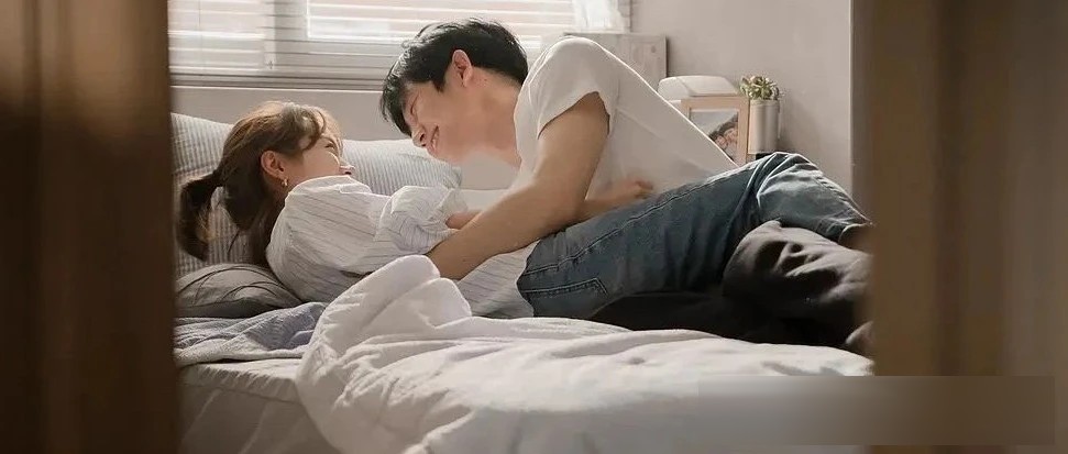 回望《春夜》：安畔锡与《漂亮姐姐》原班人马，把道德审判交还给观众