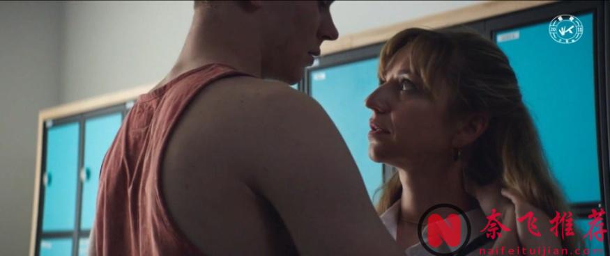 推薦一部北歐的師生戀驚悚電影《外遇/欲情狂愛》，這裏不僅有X冷淡，還有這麼瘋的師生禁忌之戀！