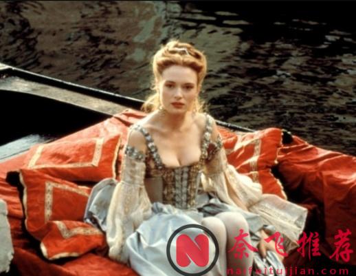 《穆赫兰道/失忆大道/ 穆荷兰大道》里的贝蒂.戴安娜演过的几部大尺度电影