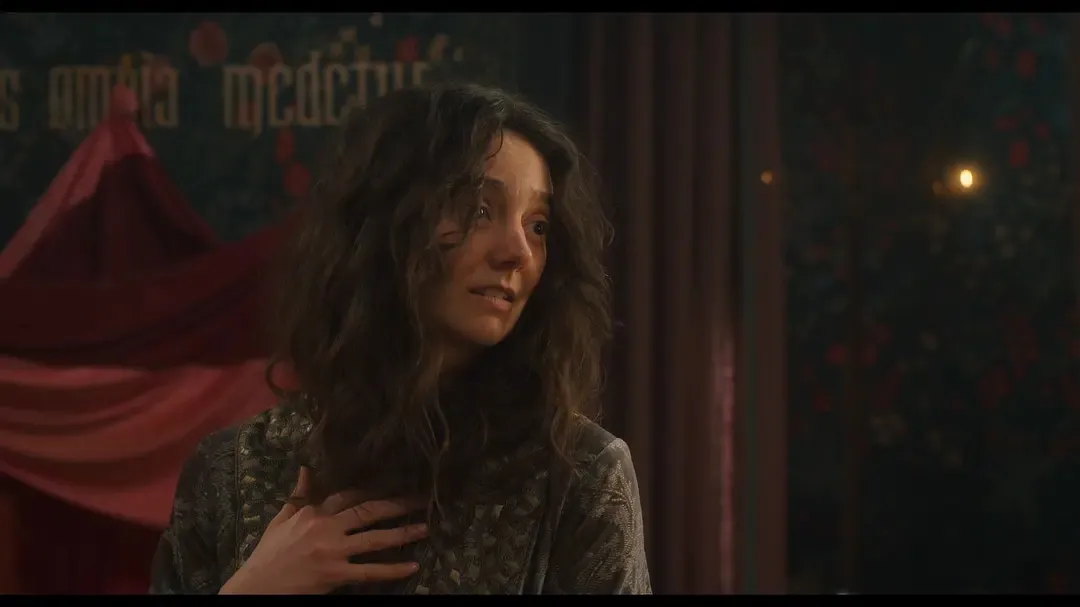 Netflix把禁書搬上了熒幕《翡冷翠十日談》，末日危機之下，貴族群體的陰暗面一覽無餘