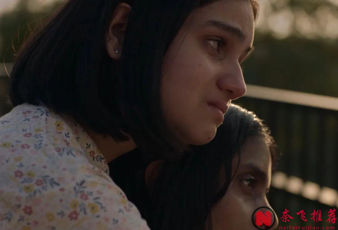 性、早恋、三角……这部印度电影《女孩终究是女孩/风纪恋爱了/模范生的禁爱秘密》真敢拍！