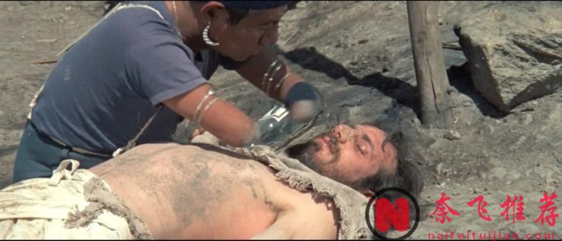 影史猎奇尺度之最，这部墨西哥电影《圣山》每一帧都看呆了！