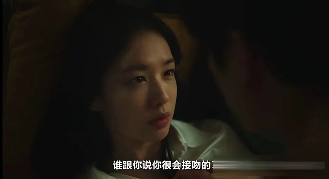 《不是你的恋爱/除了你之外的恋爱》:十年长跑退回原点,剩下的是习惯还是爱