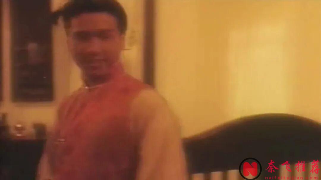 女神邱月清第一次大胆出演的电影《三度诱惑》，拍得还颇有想法