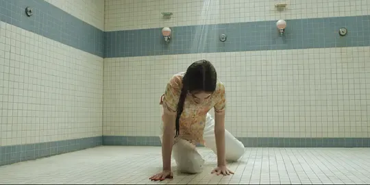 少女慘遭校園霸凌後復仇，斯蒂芬·金筆下最強魔女《魔女嘉莉(劇版)》！