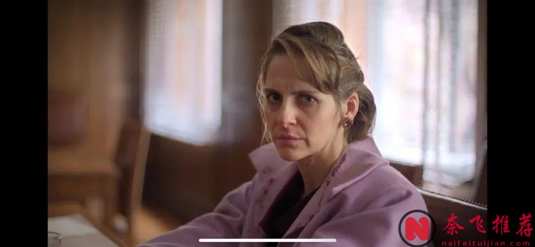 婚後生活壓抑的女主透過走進另一個女生的生活逐漸找回自我，Netflix最新犯罪片《她殺之心》！