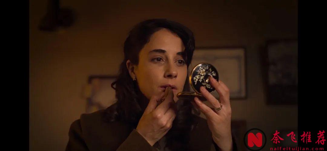 婚後生活壓抑的女主透過走進另一個女生的生活逐漸找回自我，Netflix最新犯罪片《她殺之心》！