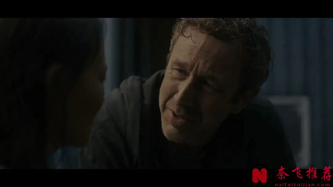 为救妻子买会员，却把她送进了"活体炼狱",《黑镜7》最疯一集来了！