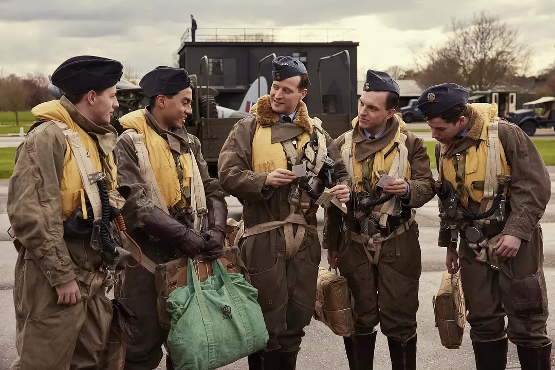 9.5分剧王，这部英剧天花板《万物生灵》值得通宵看完