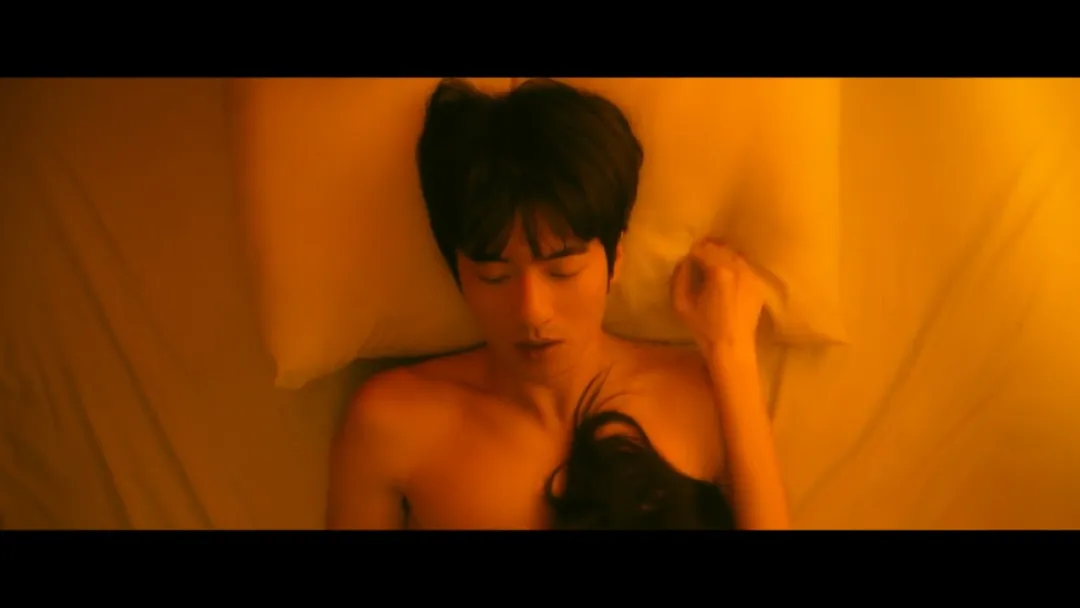 能见度超高的台湾演员「傅孟柏」出现的生猛尺度电影《售命》可以尝试一看！