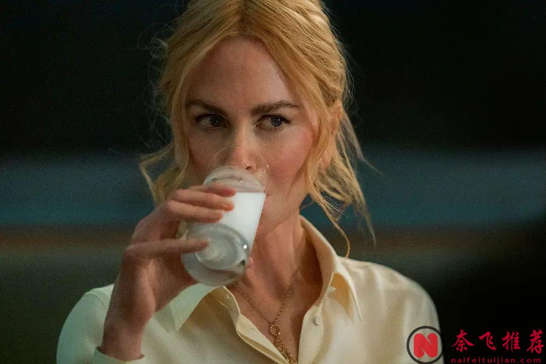 A24出品的《乖女孩/小心肝儿》，白富美CEO与小鲜肉员工大玩主仆游戏！