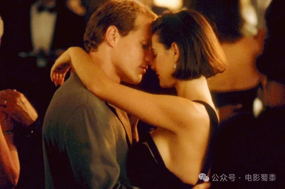 這4部歐美限制級愛情電影，狂放尺度、絕頂美豔顏值！