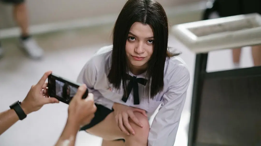 网飞这次翻车了？顶级IP泰国校园剧天花板《禁忌女孩：重置/转学来的女生》第一集就把老粉气笑了