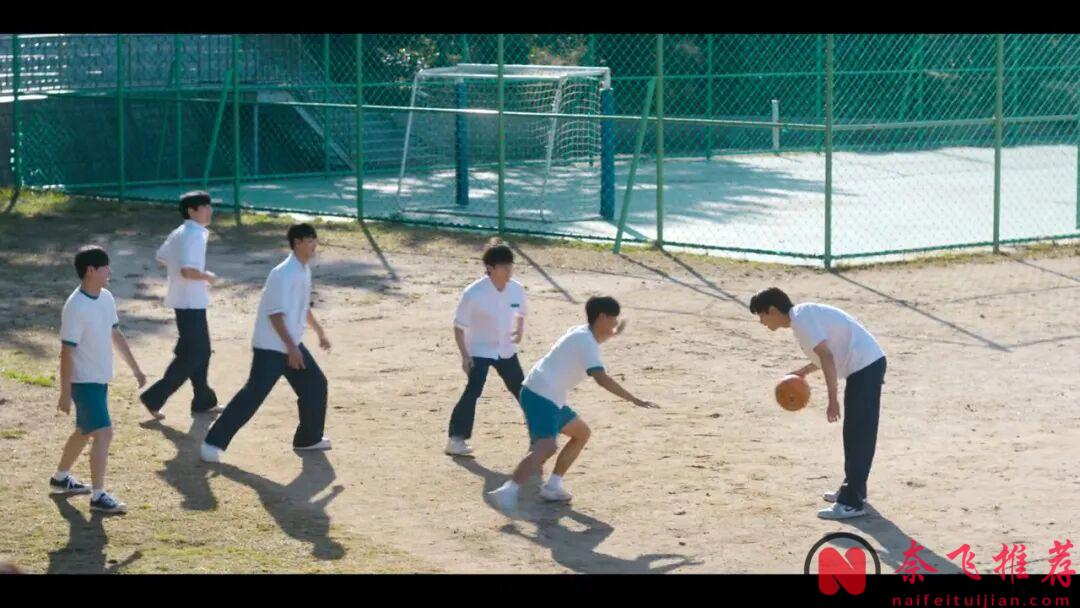 Netflix韩国最新电影《卷卷初恋/告白的历史/捲捲初恋》，每个人的青春都懵懂无知，都做过傻事