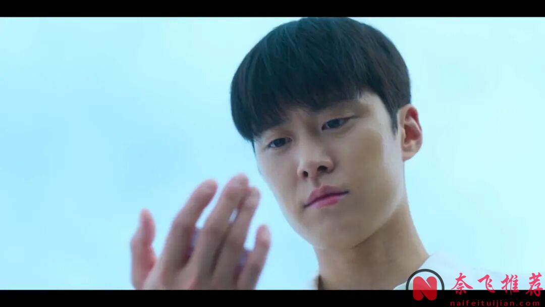 Netflix韩国最新电影《卷卷初恋/告白的历史/捲捲初恋》，每个人的青春都懵懂无知，都做过傻事