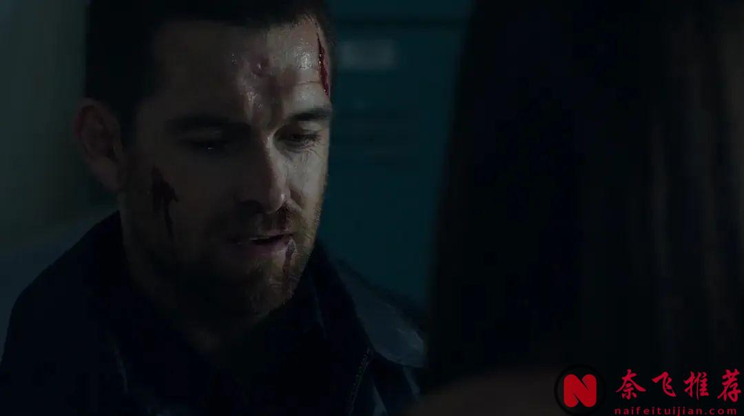 包含很多肉体和血浆的劲爆动作片《黑吃黑/窃盗警长S1》，无删减版本是真好看！