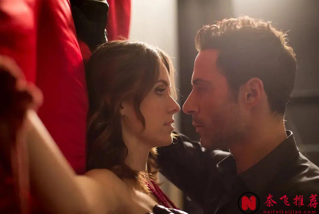 尺度逆天美劇《欲奴》！《五十度灰/格雷的五十道色戒/格雷的五十道陰影》和它比簡直就是小清新！