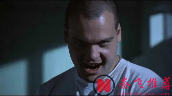 為什麼這部80年代的戰爭片《全金屬外殼/烈血焚城/金甲部隊》至今仍穩坐神壇？