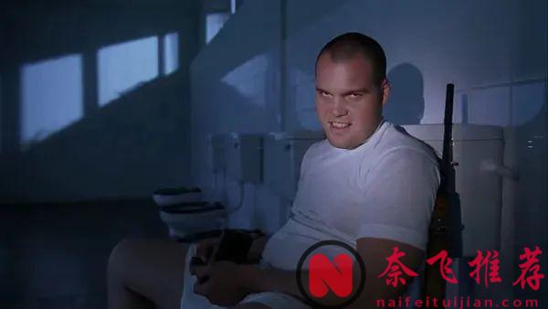 為什麼這部80年代的戰爭片《全金屬外殼/烈血焚城/金甲部隊》至今仍穩坐神壇？