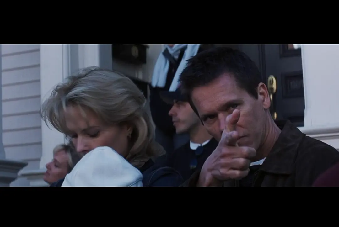 被低估的懸疑佳作《神秘河/懸河殺機/神秘河流》，這部電影太牛了，看完有種意猶未盡感覺！