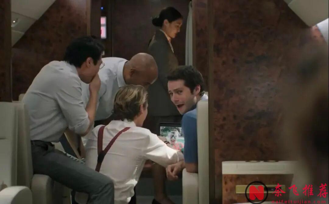 爽翻了，这部R级恐怖神作《请求救援/荒岛囚救/脑细天劫》让所有打工人狠狠共情