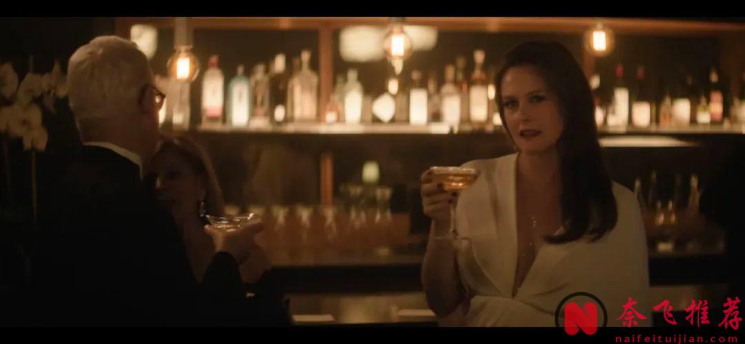 衝着顏值和尺度，也要看完這部R級19禁驚悚片《鳥與蜜蜂》！