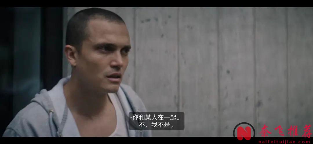 衝着顏值和尺度，也要看完這部R級19禁驚悚片《鳥與蜜蜂》！