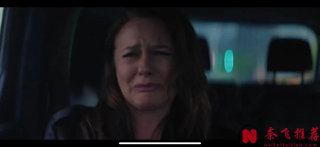 衝着顏值和尺度，也要看完這部R級19禁驚悚片《鳥與蜜蜂》！