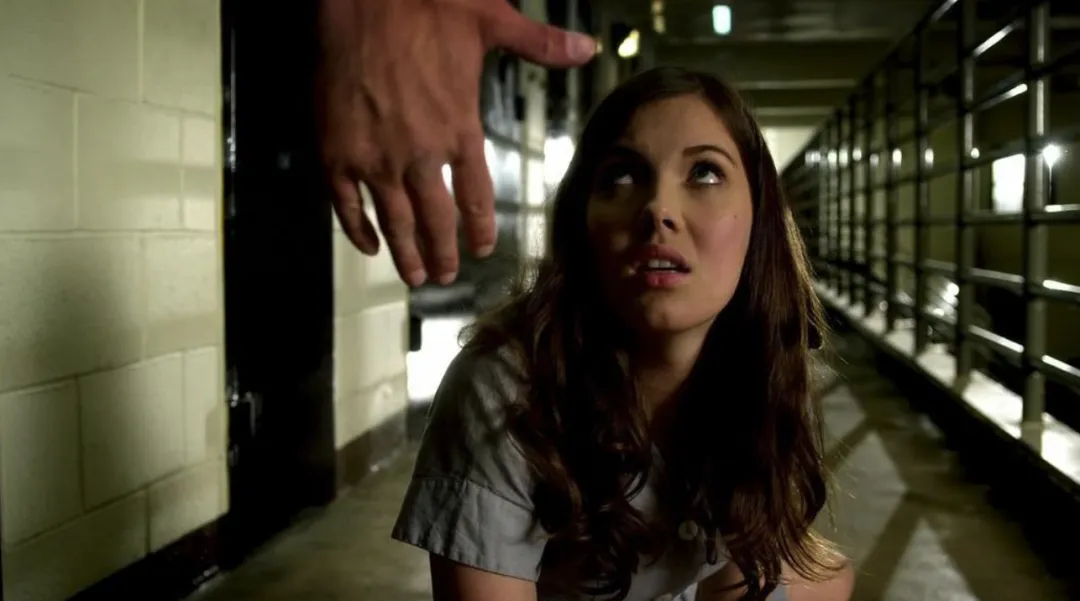 這部美劇《蛇蠍美人》夠離譜！沒有劇情，只有尺度