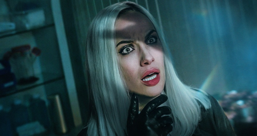 鬼入侵後最強恐怖影集「厄舍府的崩塌」！裸露影射鴉片帝國塞克勒家族！