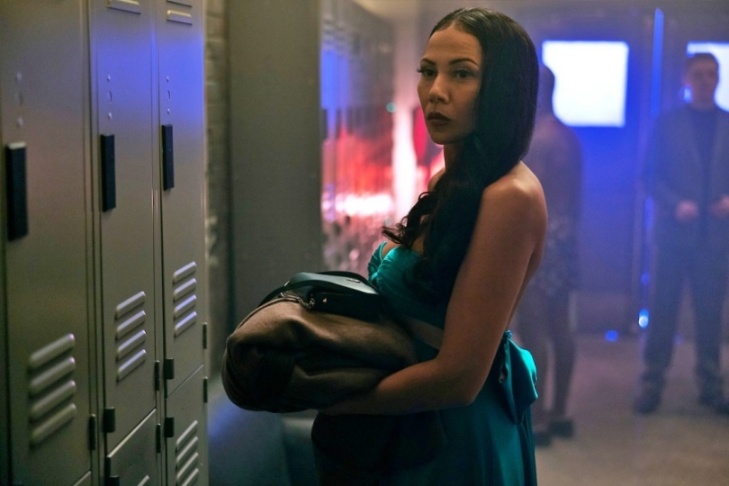 鬼入侵後最強恐怖影集「厄舍府的崩塌」！裸露影射鴉片帝國塞克勒家族！