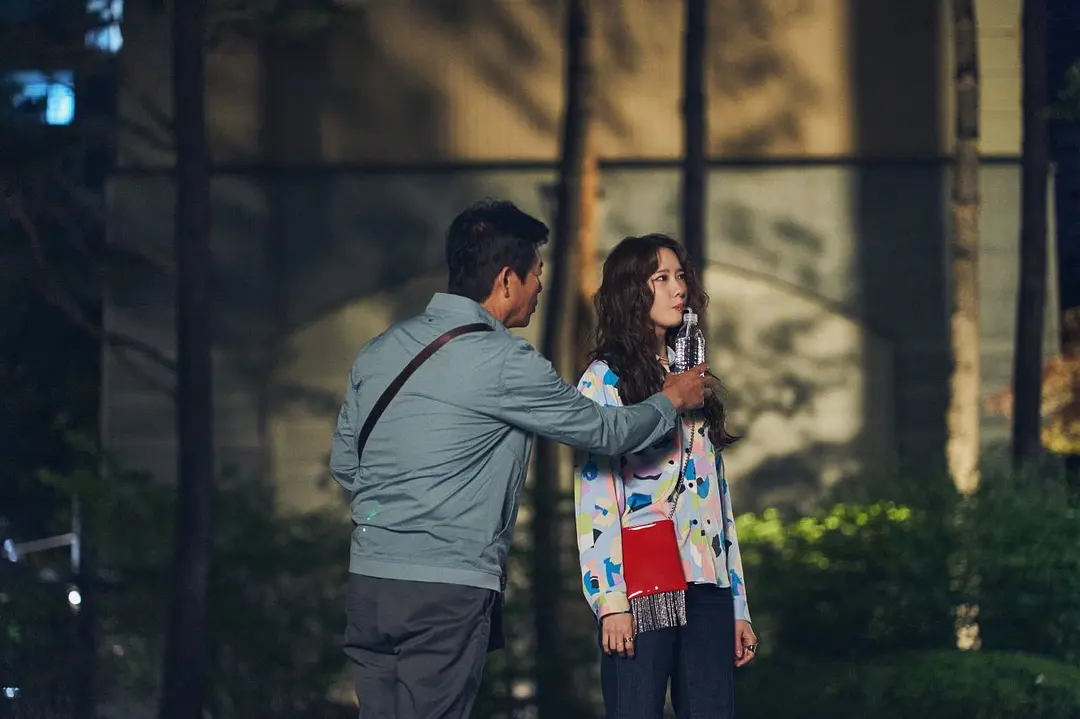 又一部懸疑電影《惡魔搬進來了/我的鄰居是惡魔/凌晨兩點的惡魔》，女神突破演繹，出乎意料地看哭