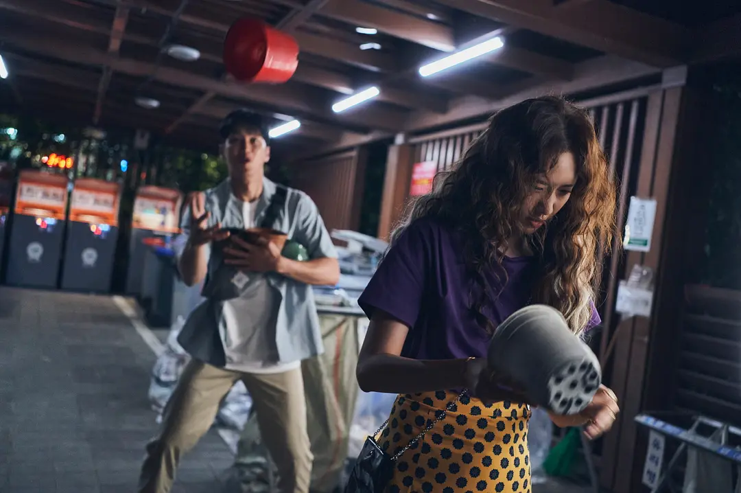 又一部懸疑電影《惡魔搬進來了/我的鄰居是惡魔/凌晨兩點的惡魔》，女神突破演繹，出乎意料地看哭