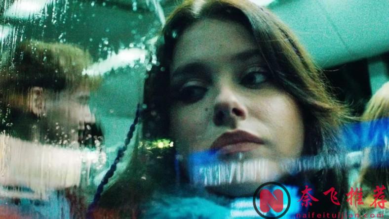 Netflix 新劇《不再沉默》抓住了少女時代天生的挑戰性和成長性，引起了觀眾的共鳴