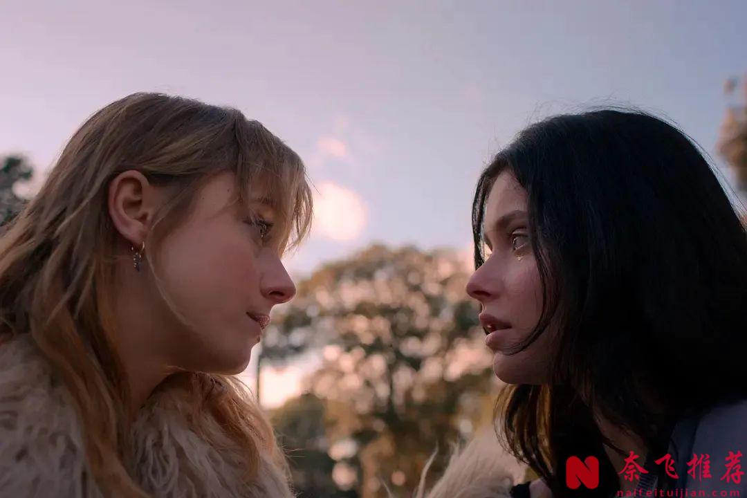 Netflix 新劇《不再沉默》抓住了少女時代天生的挑戰性和成長性，引起了觀眾的共鳴