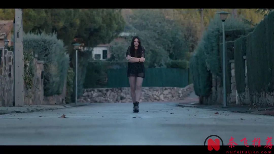 Netflix 新劇《不再沉默》抓住了少女時代天生的挑戰性和成長性，引起了觀眾的共鳴