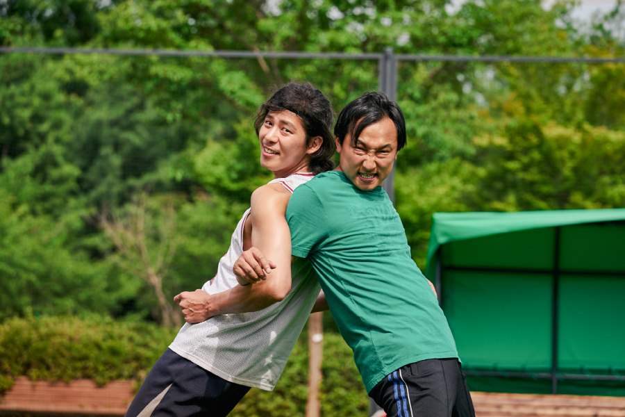 「梦想 드림」影评|世界杯真实赛事改编, 鲁蛇队伍没屁股可以翻身？