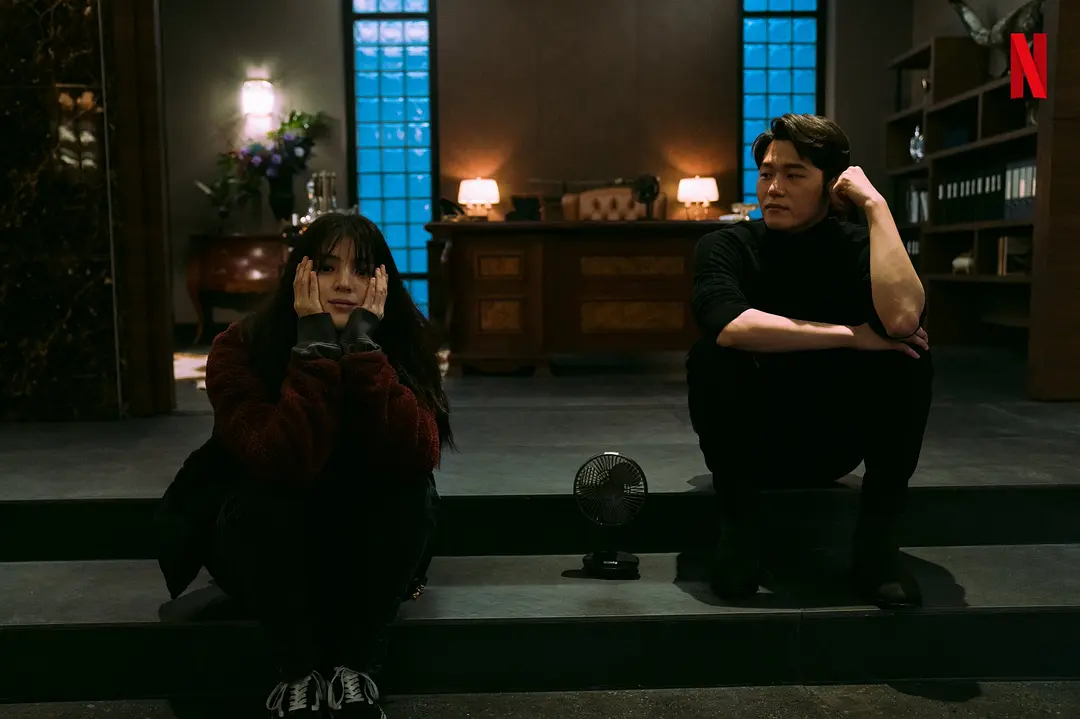 不輸魔女，這部Netflix復仇爽劇《我的名字/以吾之名/愛的漩渦》，女主從一樓打到頂樓