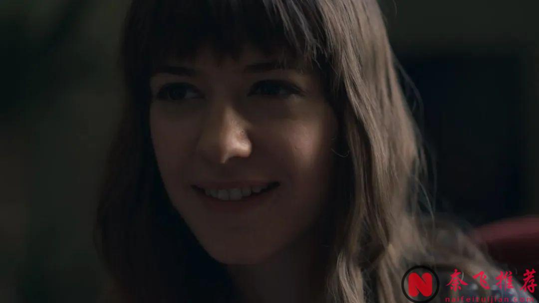 《龍捲風/龍捲風暴》女主大尺度劇《正常人/普通人類》！每集都有船戲...即文藝又肉慾...