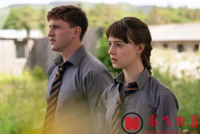 《龍捲風/龍捲風暴》女主大尺度劇《正常人/普通人類》！每集都有船戲...即文藝又肉慾...