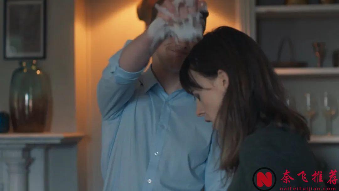 《龍捲風/龍捲風暴》女主大尺度劇《正常人/普通人類》！每集都有船戲...即文藝又肉慾...