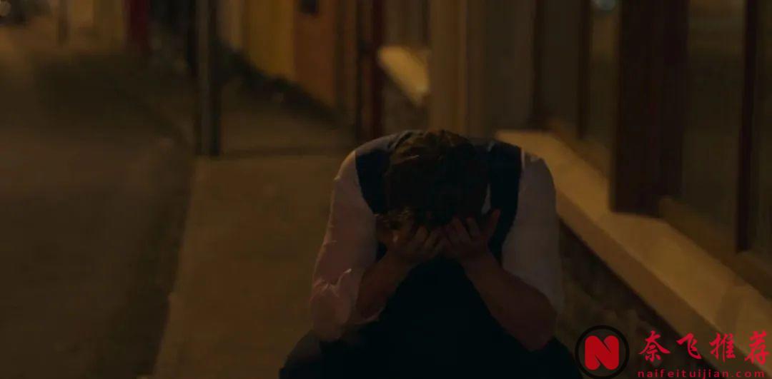 《龍捲風/龍捲風暴》女主大尺度劇《正常人/普通人類》！每集都有船戲...即文藝又肉慾...