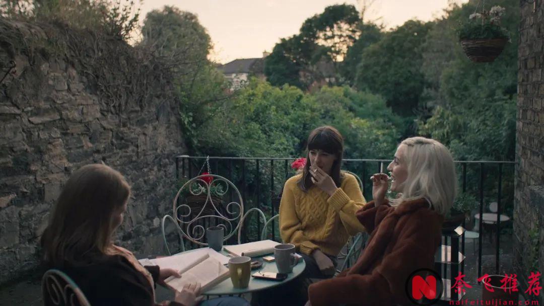 《龍捲風/龍捲風暴》女主大尺度劇《正常人/普通人類》！每集都有船戲...即文藝又肉慾...