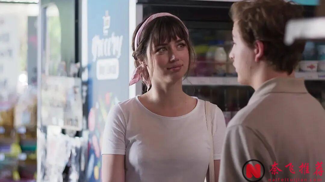 類似於《夜班服務員》的5部感官衝擊的電影，全是藝術質感，好看不踩雷