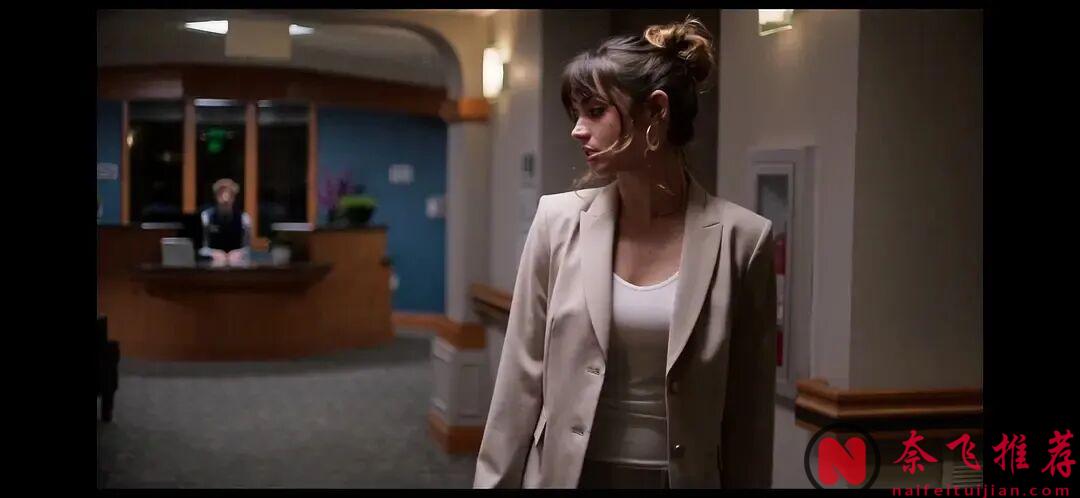 類似於《夜班服務員》的5部感官衝擊的電影，全是藝術質感，好看不踩雷