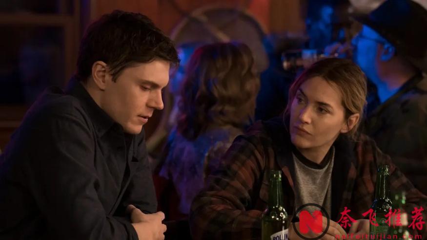 HBO的王牌犯罪悬疑美剧《东城梦魇/东城奇案》，说它是剧王，不为过！