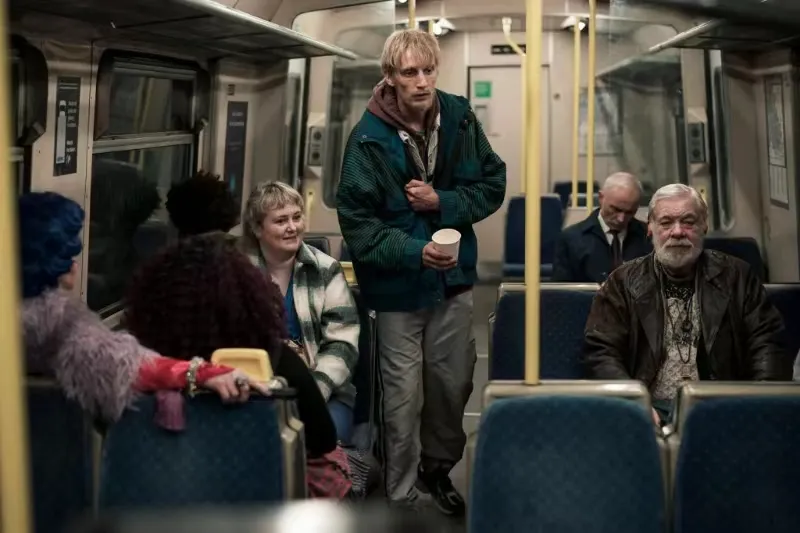 一集就爆！BBC招牌神劇《9號秘事/9號秘事最終季》殺回來了