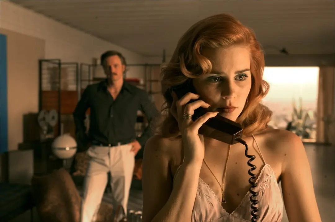 女星为艺术的电影《何处寻真相/赤裸真相》，压抑后的人性，被低估了